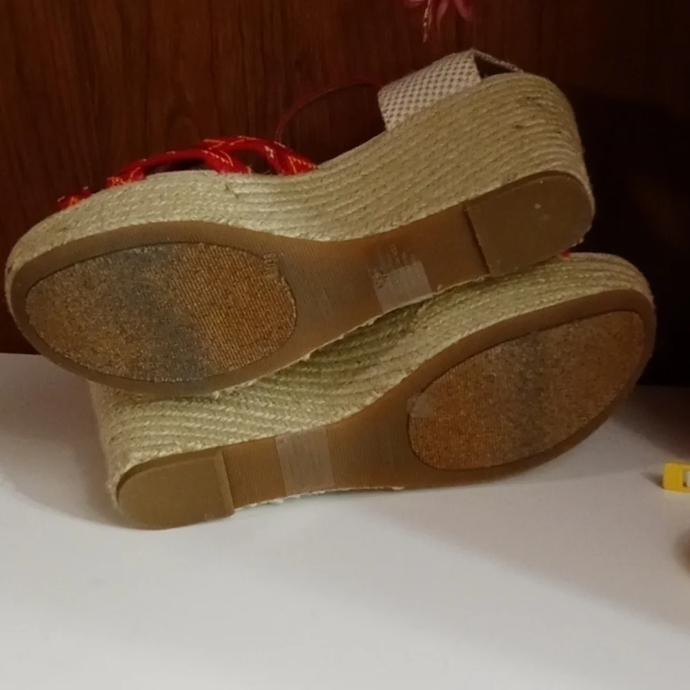 Lucky Brand wedges size 8 like new conditi…